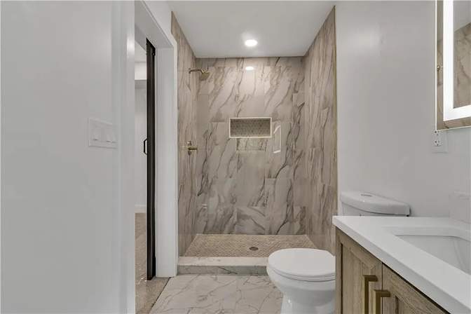 Alcove Rooms's room