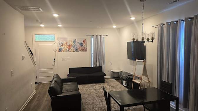 Alcove Rooms's room
