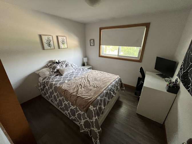 Jasmine's room
