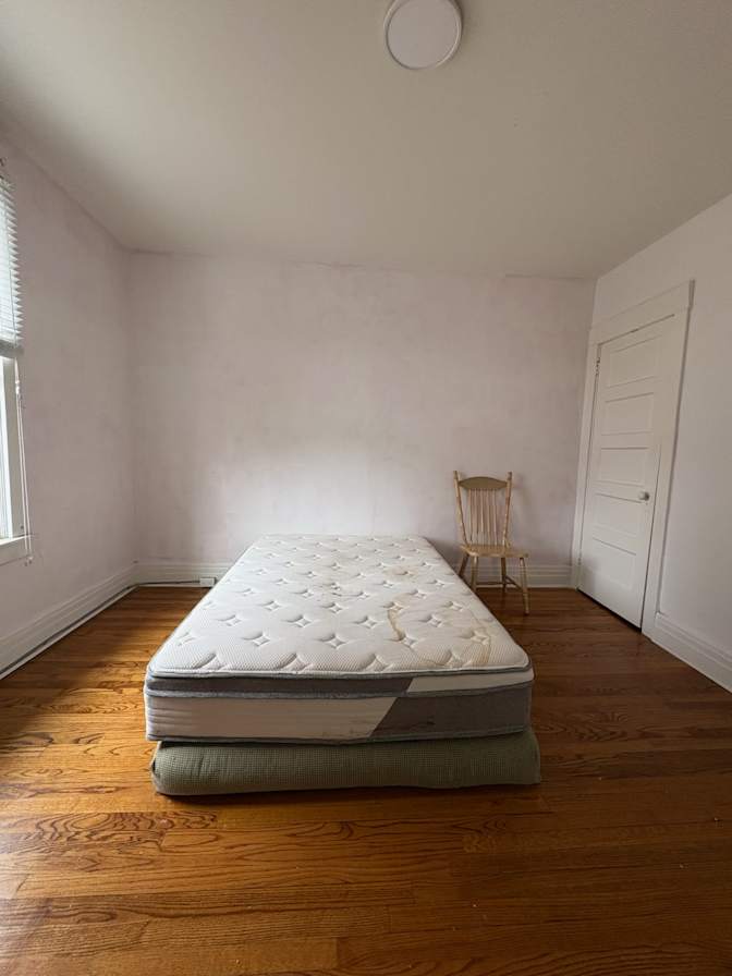 Mai's room