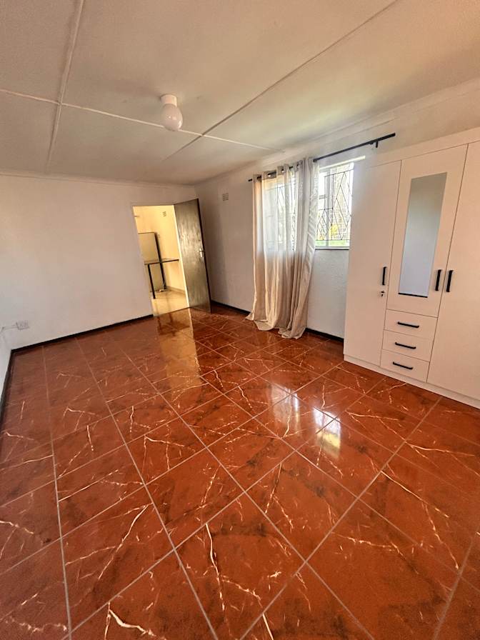 Jason Malcolm du Plessis's room
