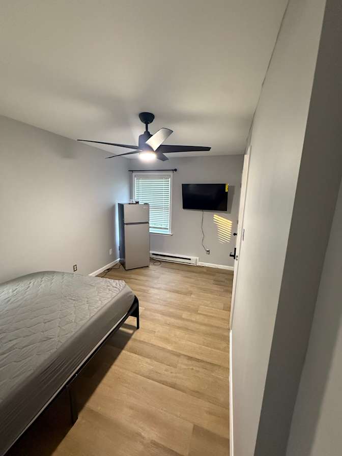 Manuel's room
