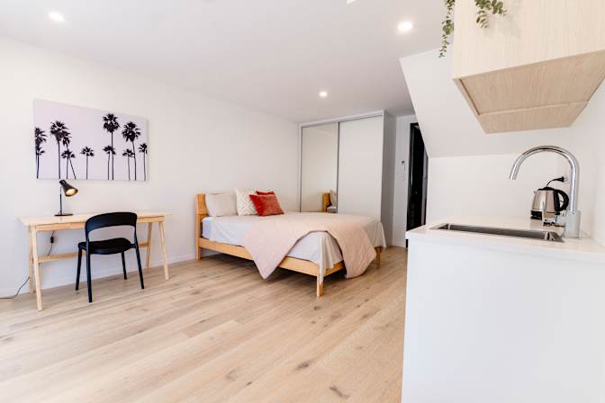 Ateria's room