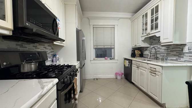 Grp two six ListMgr's room