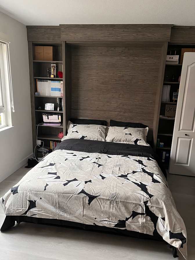 Chadash's room