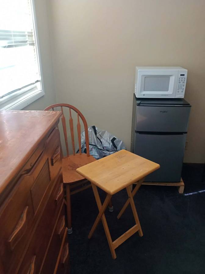 TJ hines's room