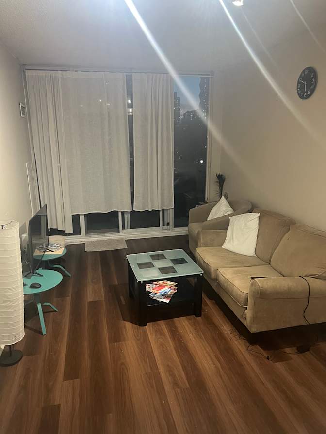 rahul mehra's room