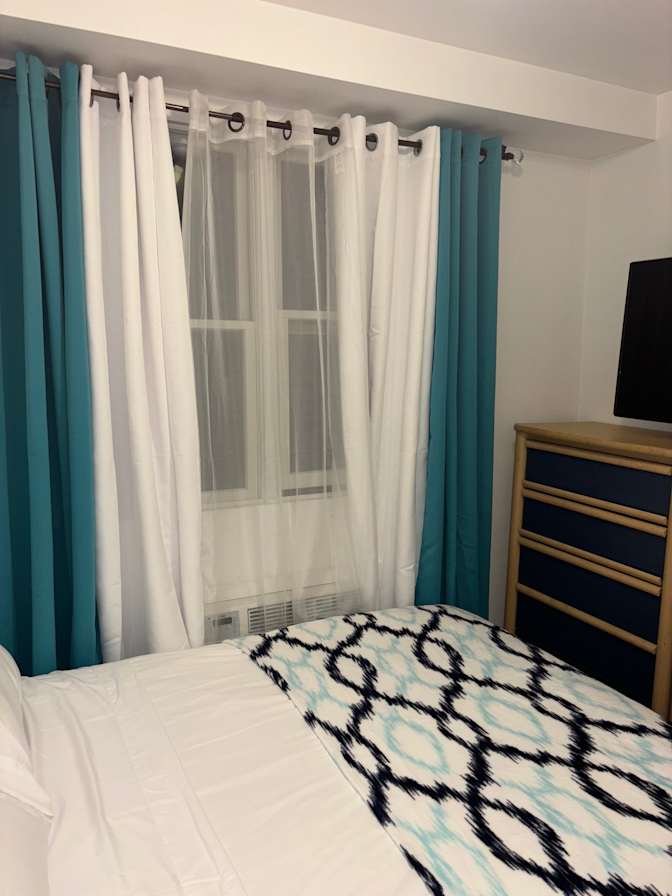 BROOKLYN APARTMENT SHARE LONG OR SHORT TERM's room