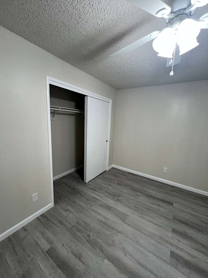Raul's room
