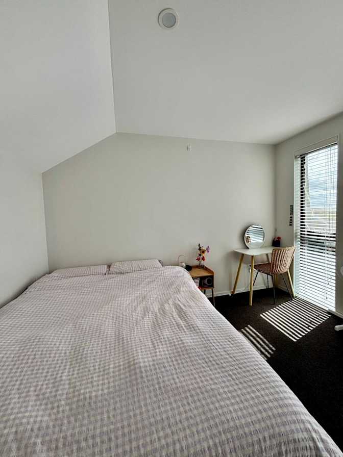 Hannah's room