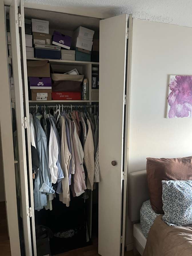 Samantha's room
