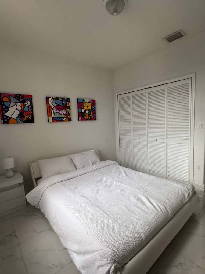Jeisy gamboa's room