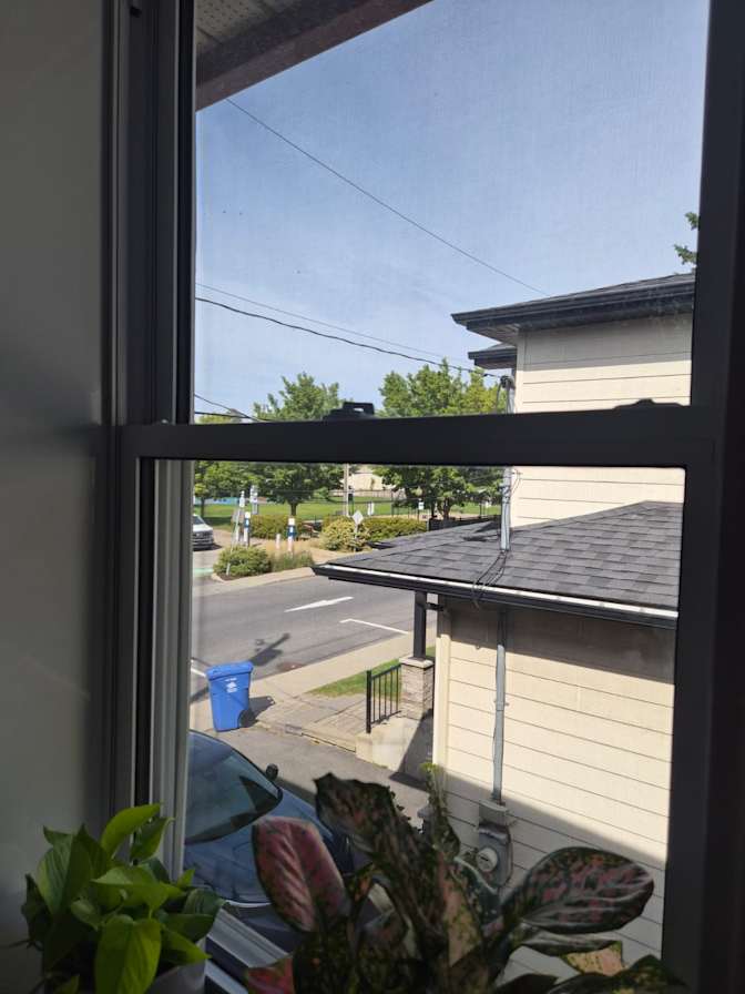 Caroline's room