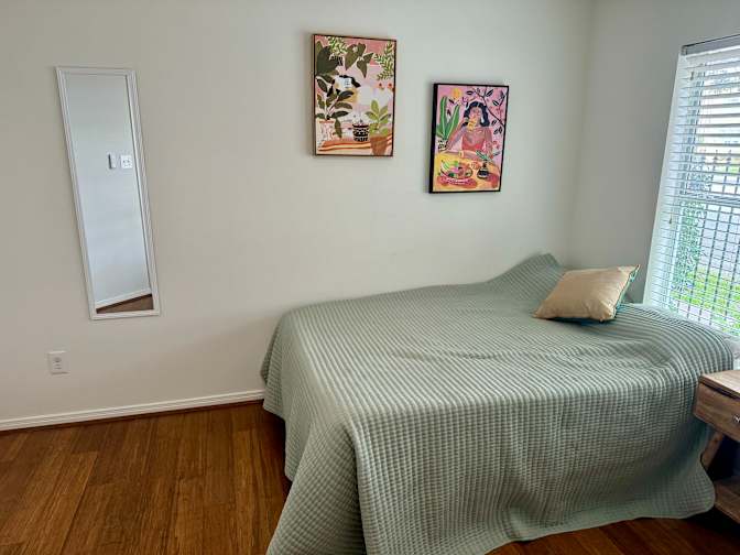 Livia Hopper's room