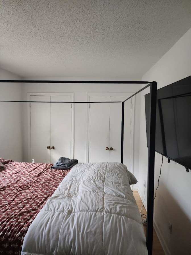 Tron's room
