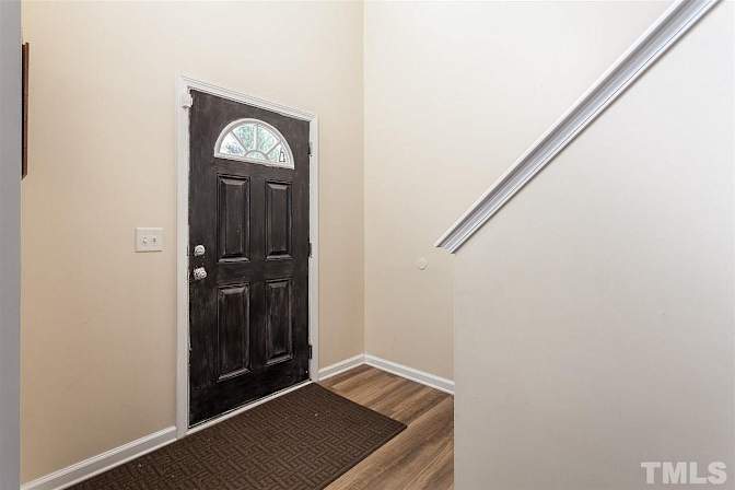 Alcove Rooms's room