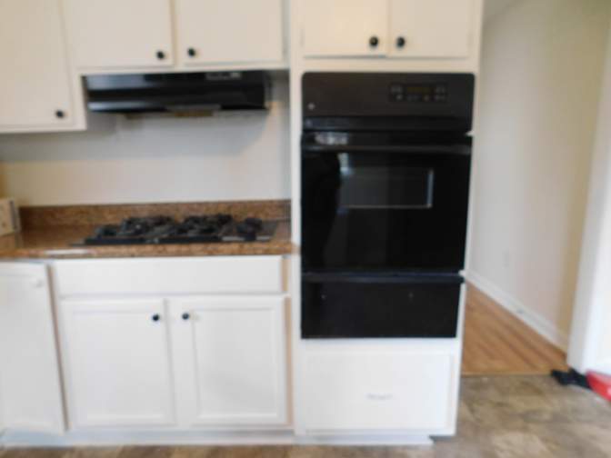 Carolina Realty Link's room