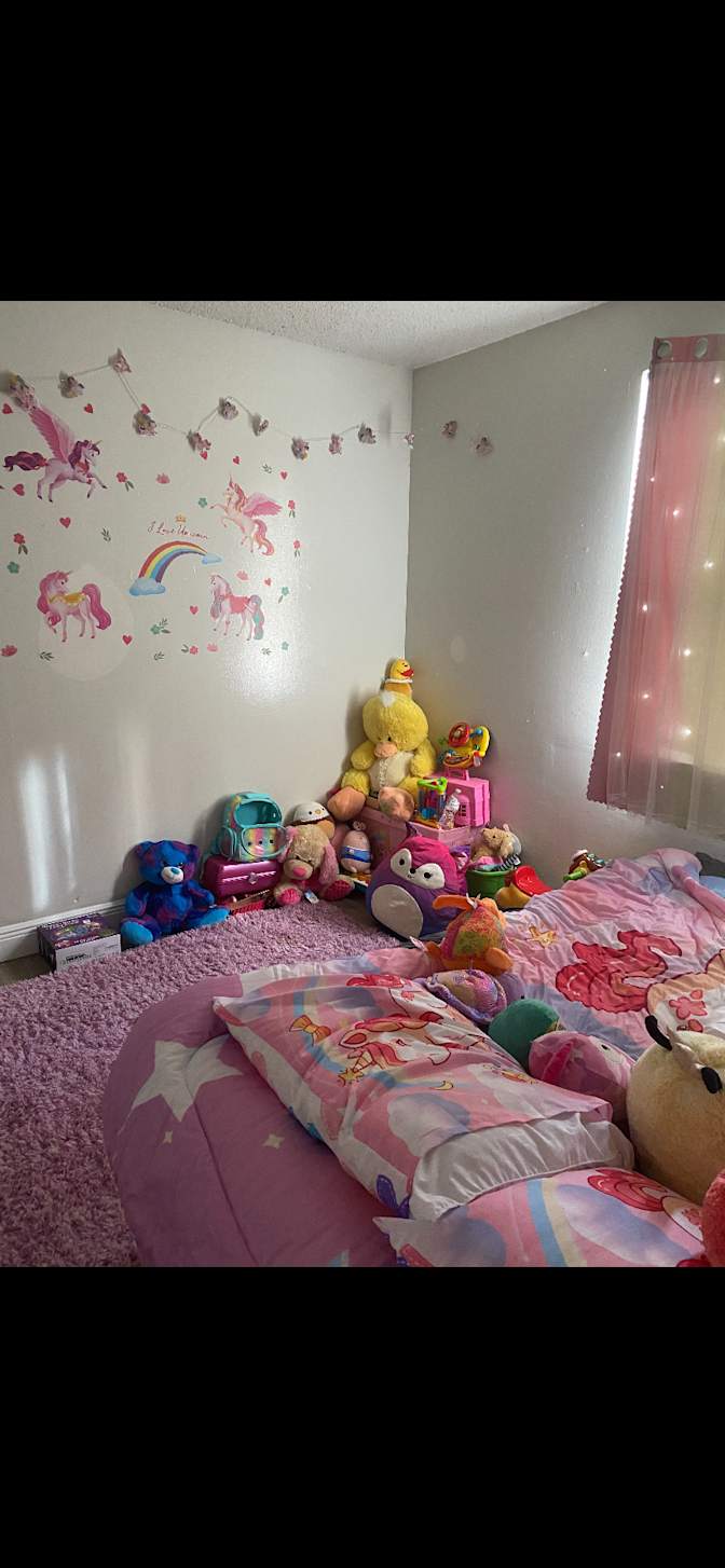 Jojo's room