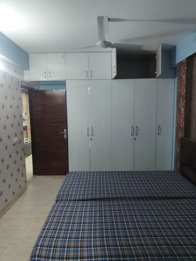 Kapil Bhardwaj's room