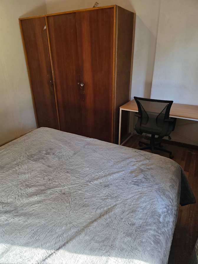 Leo's room
