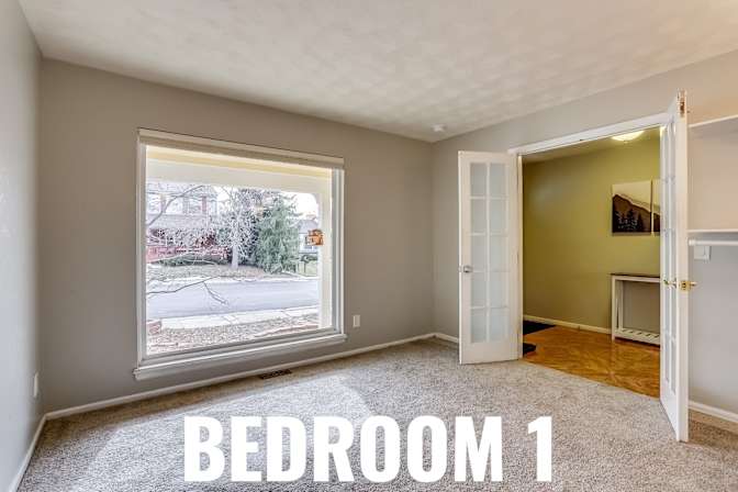HomeCrew's room