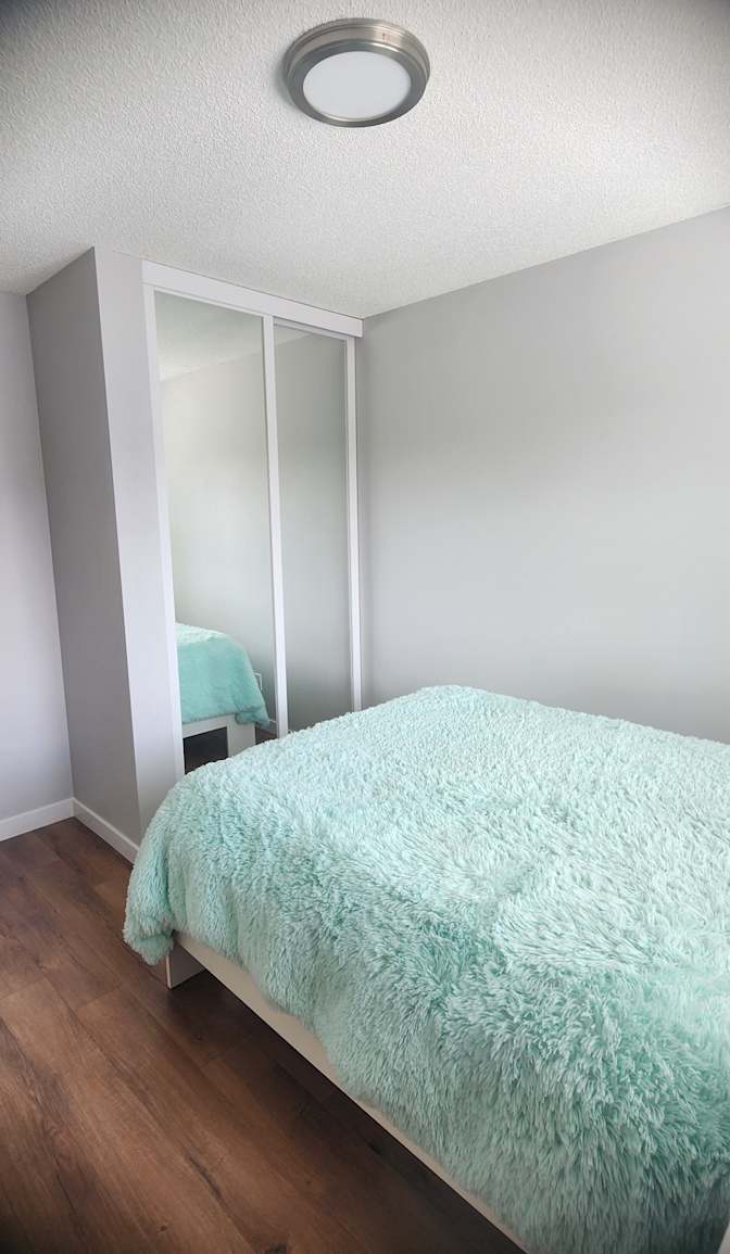 Jenny's room