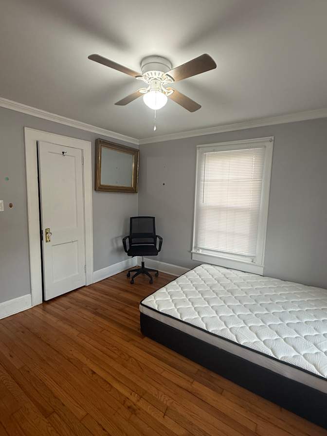 Courtney's room