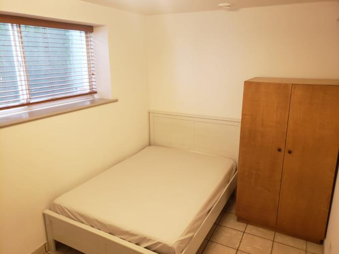 Samuel Tang's room