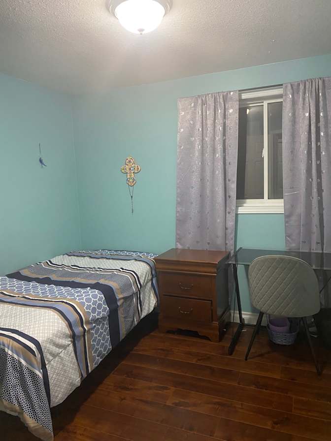 Merle Ocampo's room