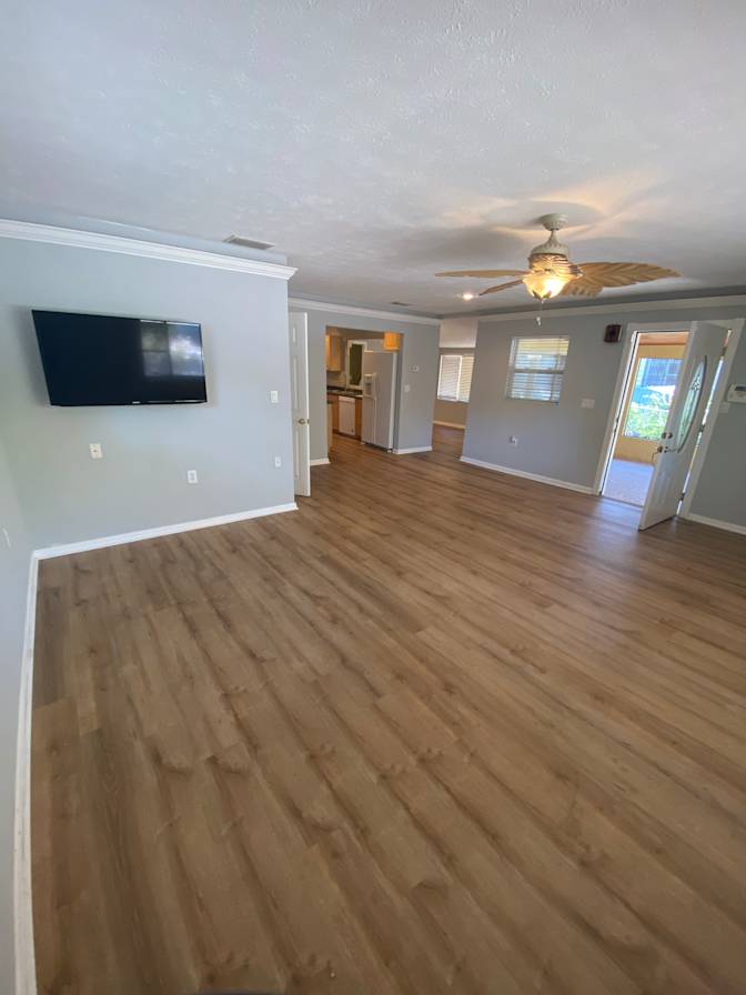 Jon's room