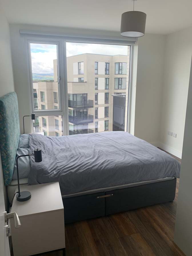 Pin's room