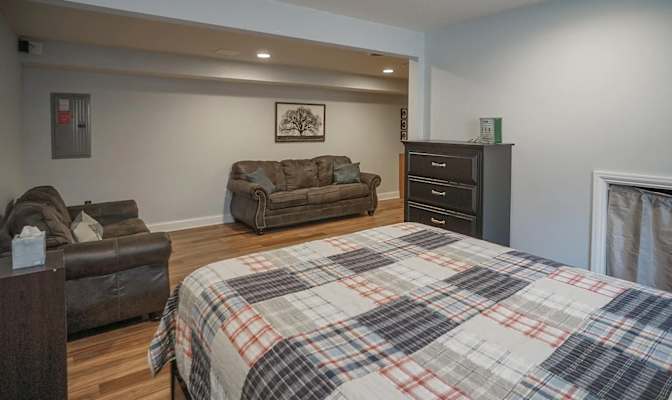Steven Larsen's room