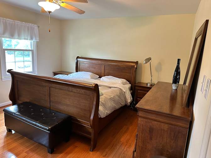Frank Nguyen's room