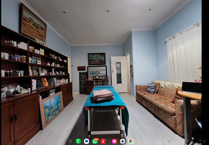 Elana Wright's room