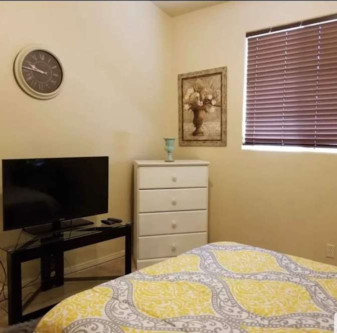 Carmen's room
