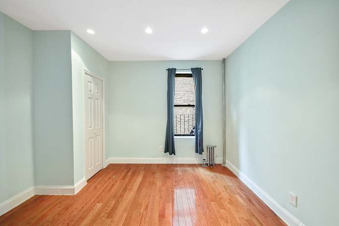 Sam June's room
