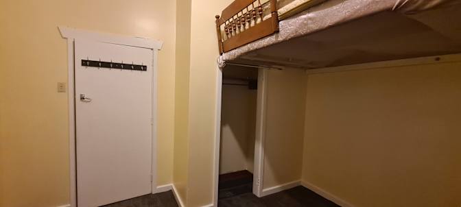 Jo's room
