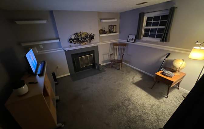 Thomas's room