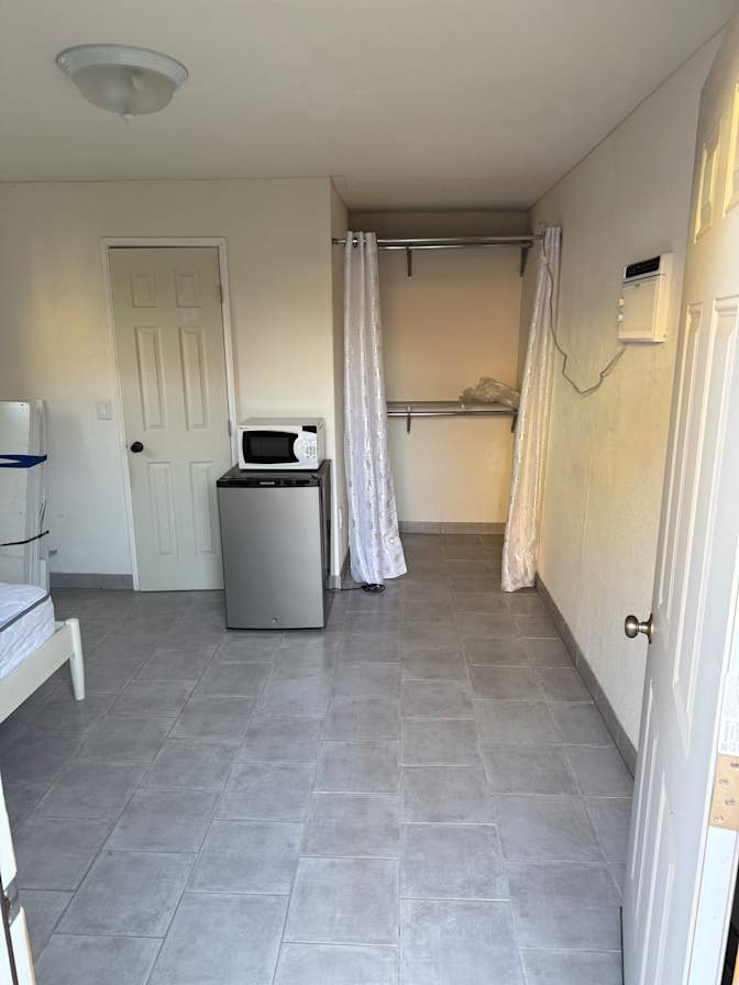 Auver's room