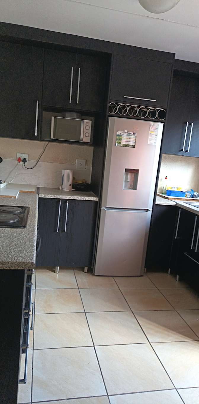M Letsoalo's room