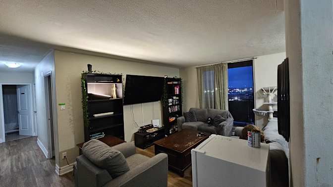 Sunny's room