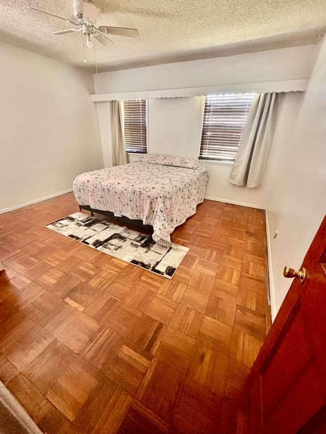 Lisa's room