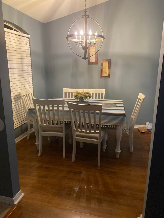Ridechelle's room