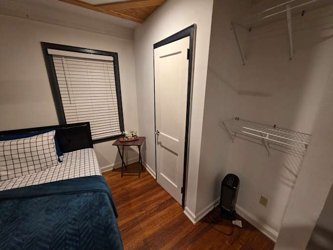 CL&C Property Management and Consulting's room