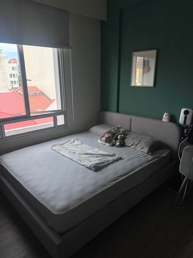 Chloe's room