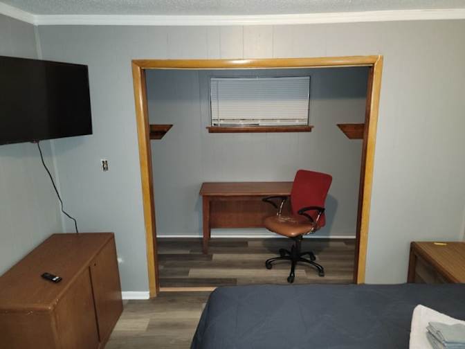 Jacqueline Anderson's room