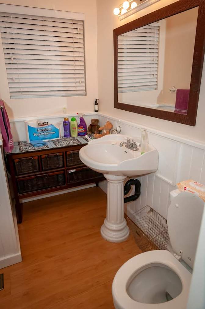 Anita's room
