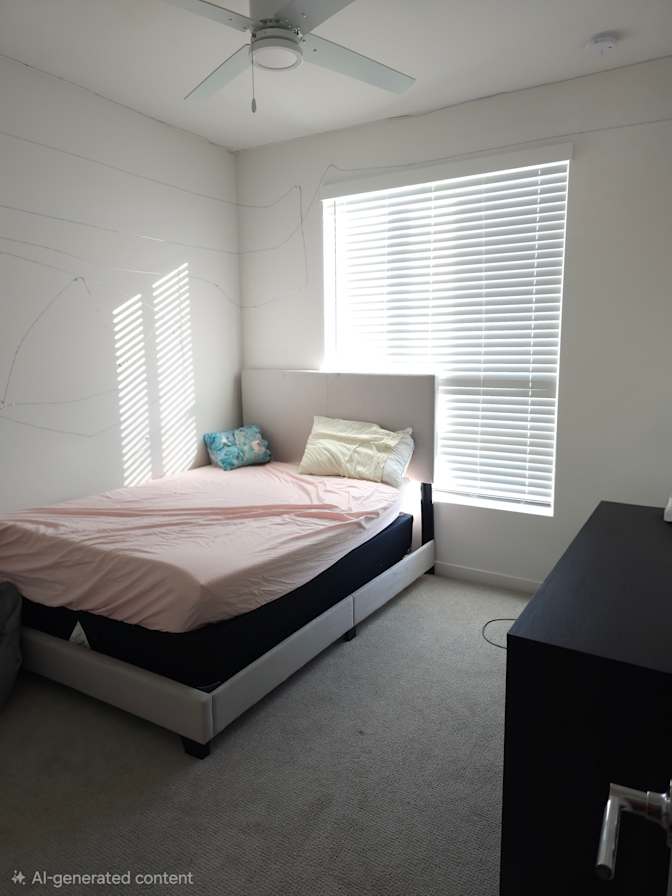 Kaldur'adm Edwards's room