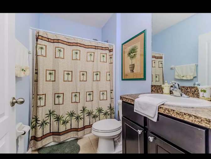 CHRISTY  KETSDEVER's room