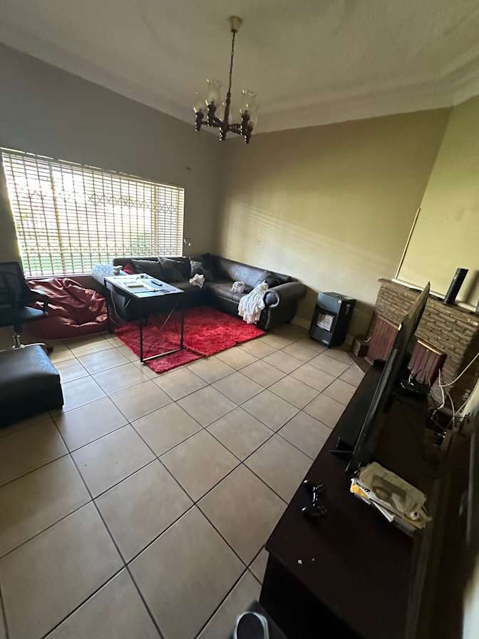 Zandile's room
